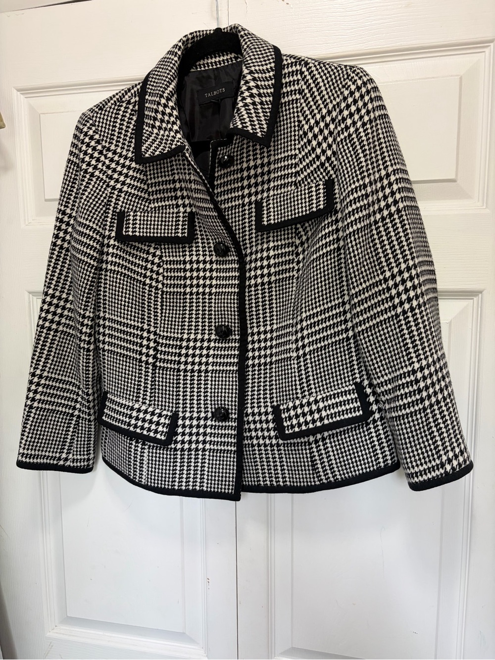 Talbots Black and White Houndstooth Blazer